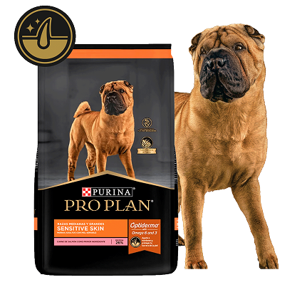 Alimento Pro Plan Sensitive Skin y mascota en la card del alimento para perros con piel sensible